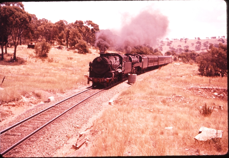 100302: Bethungra Spiral Up Riverina Express 3635 3823 Approaching above tunnel