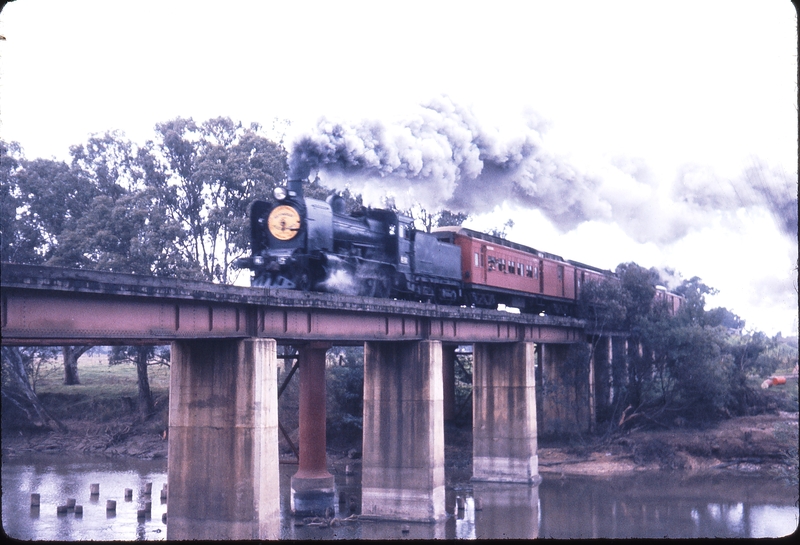 100615: Goulburn River Bridge UP SCRC Special K 152