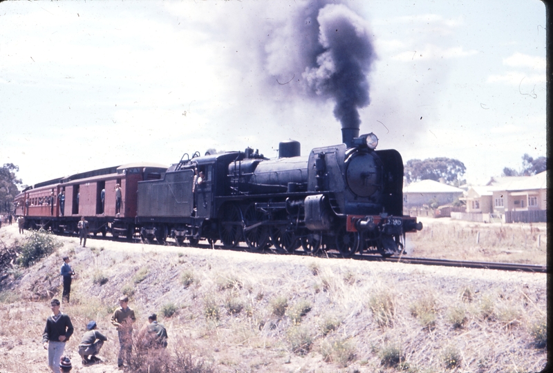 101217: Maryborough near Loco Depot Down ARHS Special A2 995