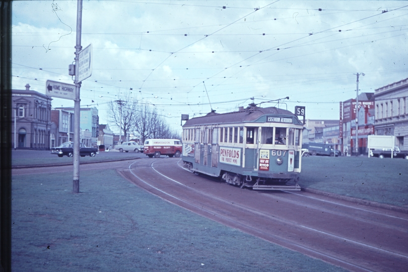 101690: Royal Parade and Flemington Road Down to Essendon Aerodrome W2 607