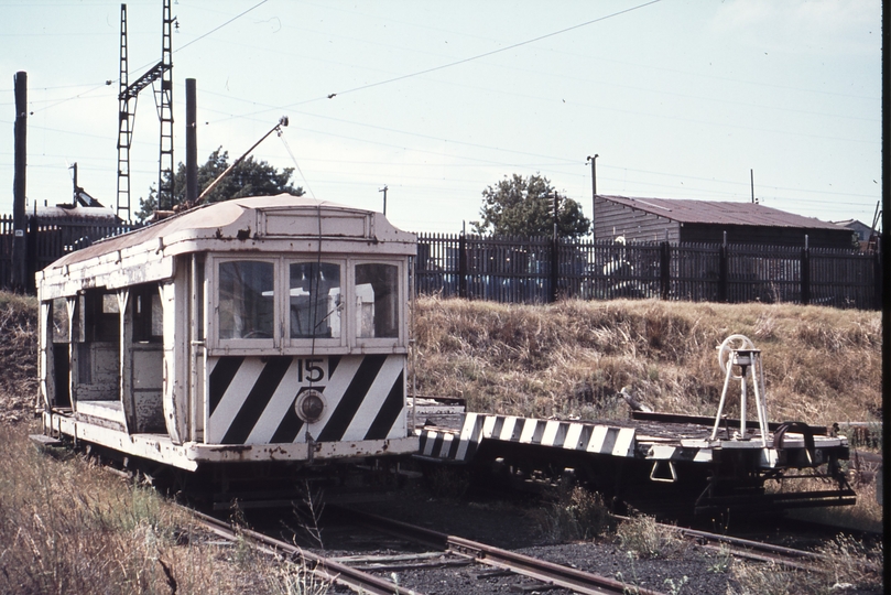 112872: Preston Workshops Freight Car No 15 and Sleeper Transport