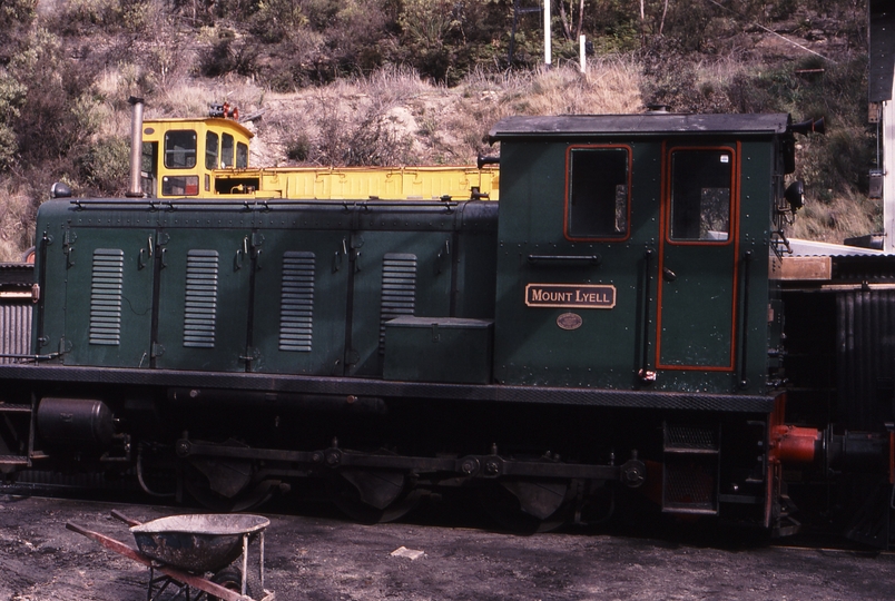 120334: Bottom Points Depot Drewry D 2406 ex TGR V 13 and ex MLMRC