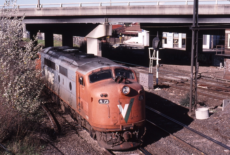 123722: West Footscray Junction Up Light Engine A 73