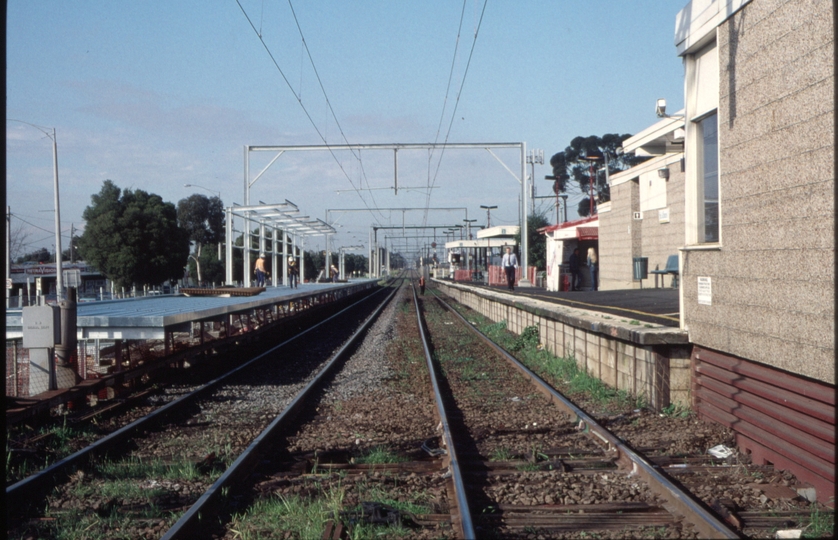126496: St Albans (2), looking towards Melbourne
