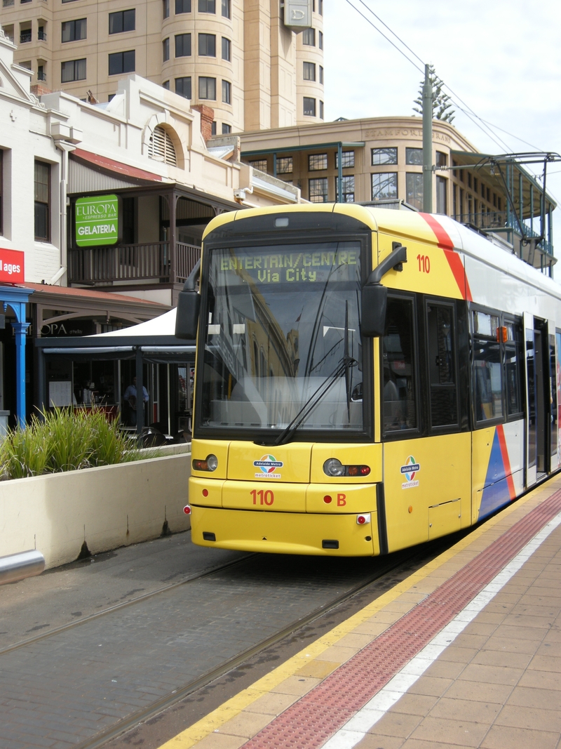 136658: Glenelg Moseley Square to Hindmarsh Flexity 110