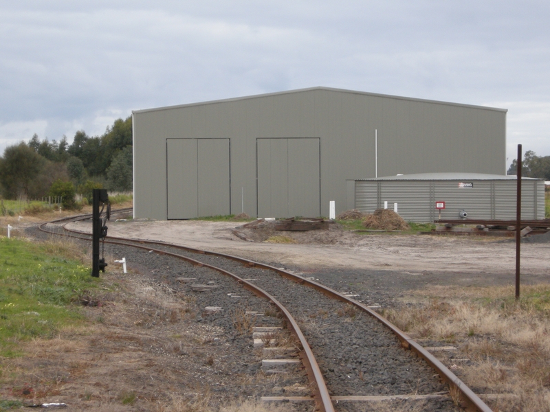 136984: Lakers Siding Looking towards Queenscliff